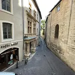 Bright Center Flat With Terrace *