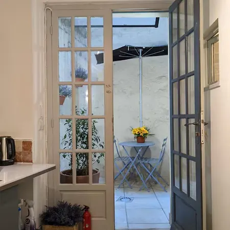 Lejlighed Bright Center Flat With Terrace *