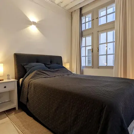 Lejlighed Bright Center Flat With Terrace Nîmes